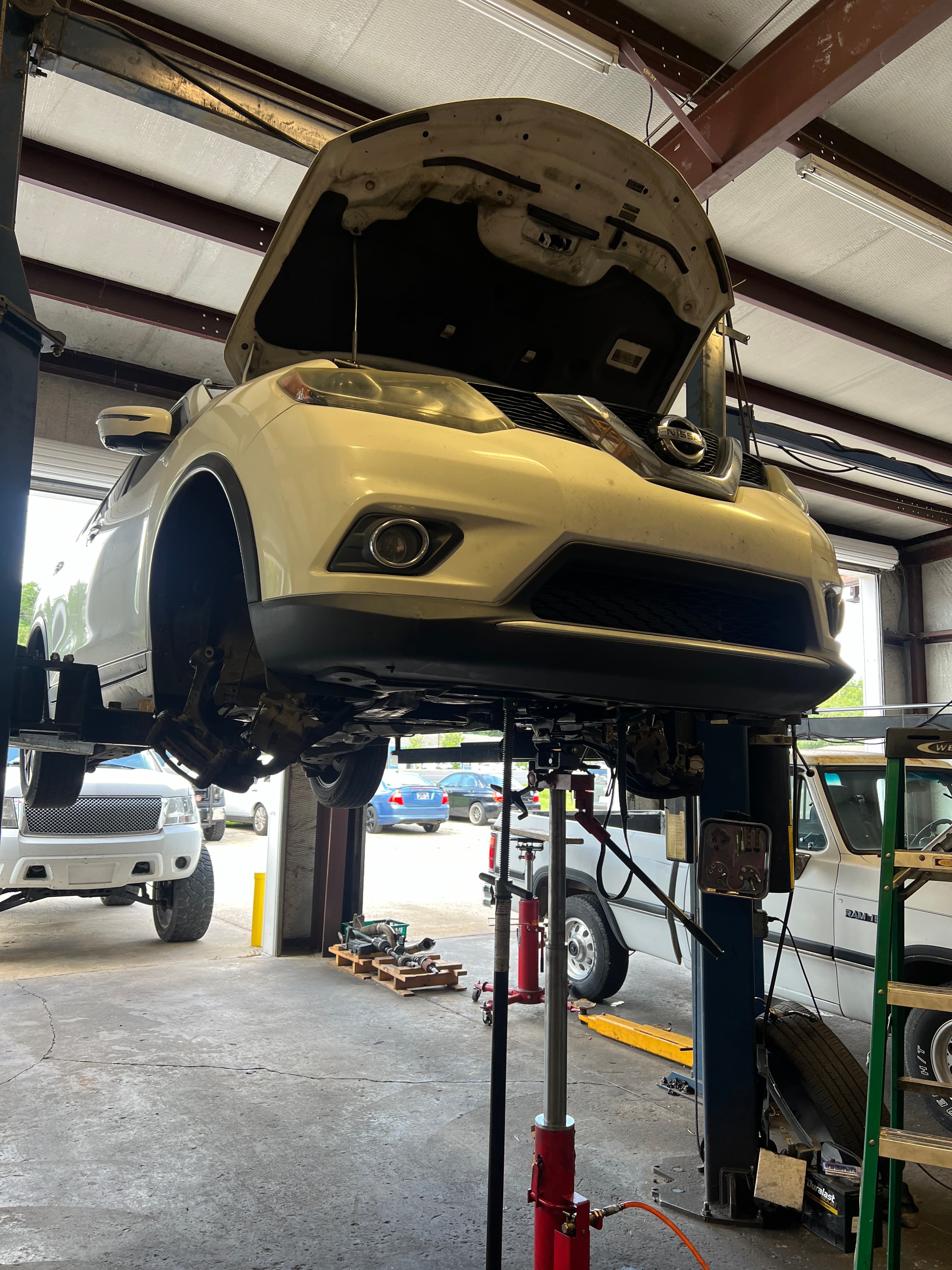 Is Your 2016 Nissan Rogue Shuddering? Expert Guide to CVT Transmission Replacement